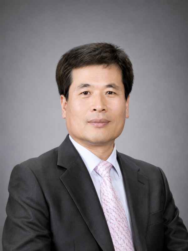 정규동 교수
